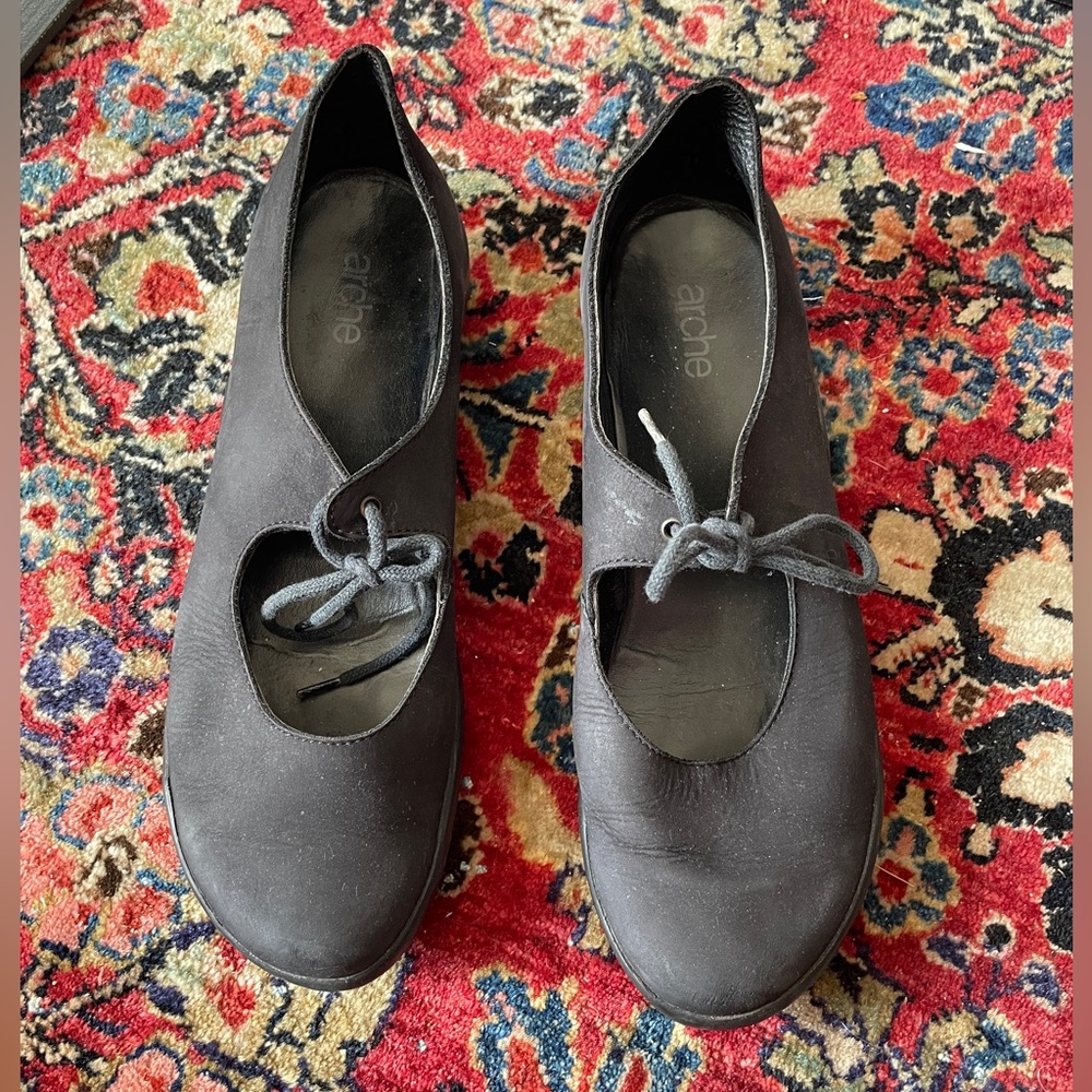 Arche black leather flats womens size 9 good quality comfort shoes